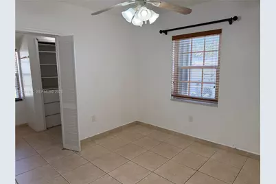 155 Nahkoda Dr, Miami Springs, FL 33166 - Photo 12