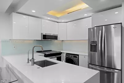 345 Ocean Dr #326, Miami Beach, FL 33139 - Photo 8