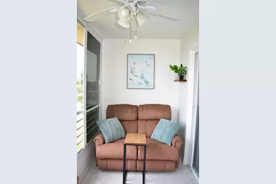 9350 Sunrise Lakes Blvd #307, Sunrise, FL 33322 - Photo 12