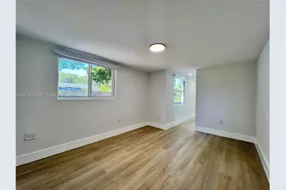 2370 NW 96th St, Miami, FL 33147 - Photo 16