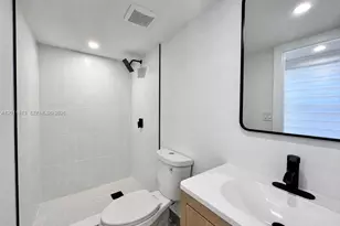 2370 NW 96th St, Miami, FL 33147 - Photo 18