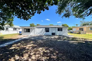 2370 NW 96th St, Miami, FL 33147 - Photo 20