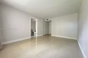 9370 SW 8th St, Boca Raton, FL 33428 - Photo 4