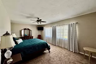 434 NW 20th St, Homestead, FL 33030 - Photo 16