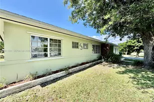 434 NW 20th St, Homestead, FL 33030 - Photo 6