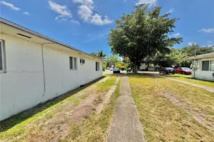 2401 NW 82nd St, Miami, FL 33147 - Photo 12