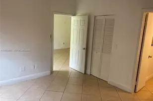 18330 NW 68th Ave, Hialeah, FL 33015 - Photo 6