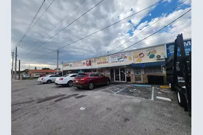 4125 E 10th Ct, Hialeah, FL 33013 - Photo 4