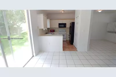 1528 SE 24th Ct #209, Homestead, FL 33035 - Photo 6