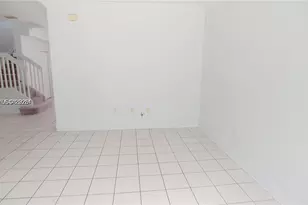 1528 SE 24th Ct, Homestead, FL 33035 - Photo 4