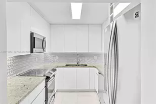 2500 Parkview Dr, Hallandale Beach, FL 33009 - Photo 2