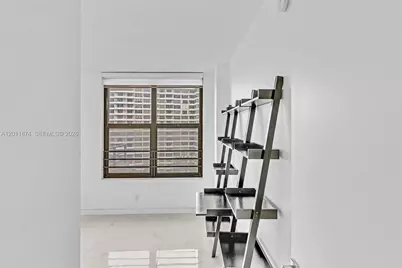 2500 Parkview Dr #1219, Hallandale Beach, FL 33009 - Photo 16