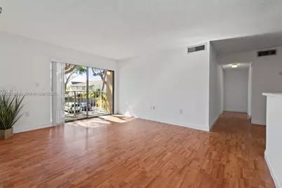 15600 SW 80th St #L-203, Miami, FL 33193 - Photo 12