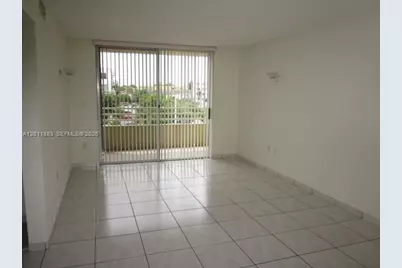 8201 NW 8th St #1-414, Miami, FL 33126 - Photo 2