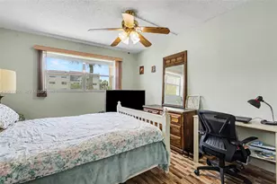 2831 E Sunrise Lakes Dr, Sunrise, FL 33322 - Photo 16