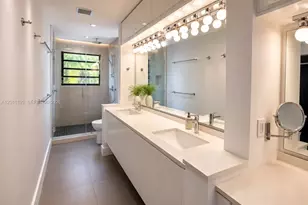 9871 NW 52nd Ln, Doral, FL 33178 - Photo 10