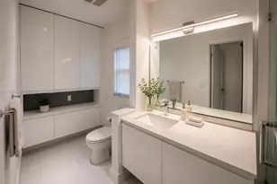 9871 NW 52nd Ln, Doral, FL 33178 - Photo 14