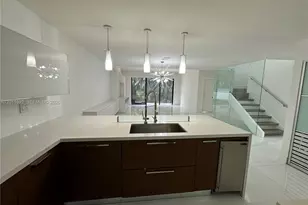 9871 NW 52nd Ln, Doral, FL 33178 - Photo 4