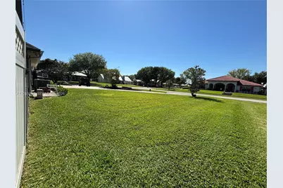 933 Sawgrass St, Clewiston, FL 33440 - Photo 44