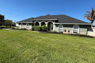 933 Sawgrass St, Clewiston, FL 33440 - Photo 2