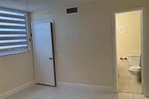 9411 SW 4th St, Miami, FL 33174 - Photo 12