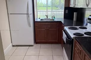 9411 SW 4th St, Miami, FL 33174 - Photo 6