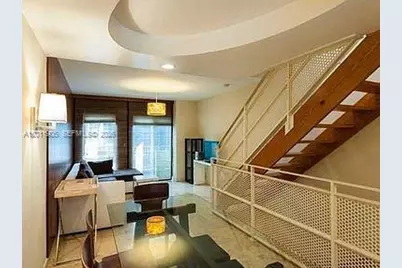 208 Washington Ave #11, Miami Beach, FL 33139 - Photo 2