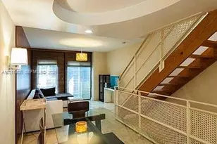 208 Washington Ave, Miami Beach, FL 33139 - Photo 2