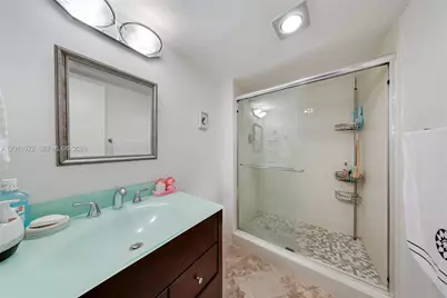 20515 E Country Club Dr #1146, Aventura, FL 33180 - Photo 16