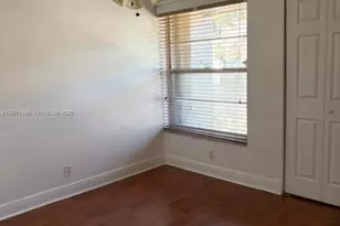 667 Woodgate Ln, Sunrise, FL 33326 - Photo 14