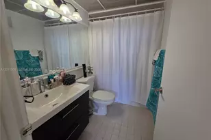 8180 Geneva Ct, Doral, FL 33166 - Photo 18