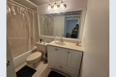 8180 Geneva Ct #322, Doral, FL 33166 - Photo 14