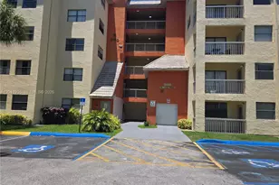 8180 Geneva Ct, Doral, FL 33166 - Photo 2