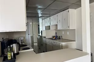 11111 Biscayne Blvd, Miami, FL 33181 - Photo 6