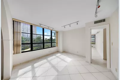 600 Three Islands Blvd #212, Hallandale Beach, FL 33009 - Photo 16
