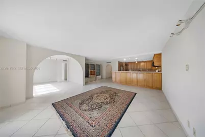 600 Three Islands Blvd #212, Hallandale Beach, FL 33009 - Photo 10