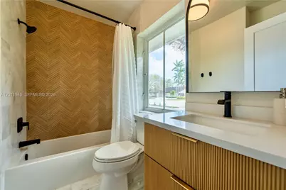 10461 SW 121st St, Miami, FL 33176 - Photo 42