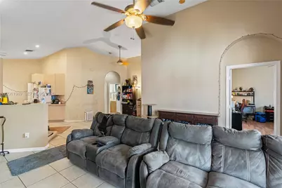3788 NE 11th St, Homestead, FL 33033 - Photo 8