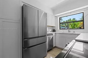 1687 NE 142nd St, North Miami, FL 33181 - Photo 18