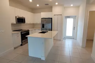 8001 NW 41st St, Doral, FL 33166 - Photo 1