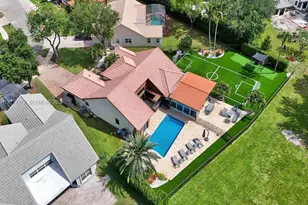 3222 Beechberry Cir, Davie, FL 33328 - Photo 4