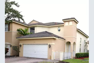 5570 NW 113th Ct, Doral, FL 33178 - Photo 2