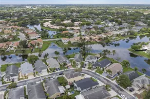 375 W Riverbend Dr, Sunrise, FL 33326 - Photo 32