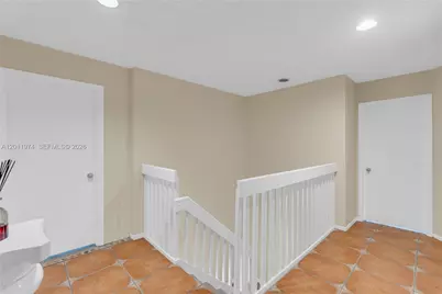 375 W Riverbend Dr, Sunrise, FL 33326 - Photo 26