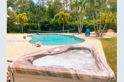 11576 N 153rd Ct N, Jupiter, FL 33478 - Photo 8