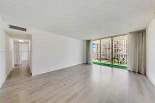 2801 NE 183rd St, Aventura, FL 33160 - Photo 4