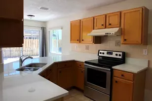 16604 SW 97th St, Miami, FL 33196 - Photo 8