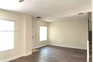 16604 SW 97th St, Miami, FL 33196 - Photo 4