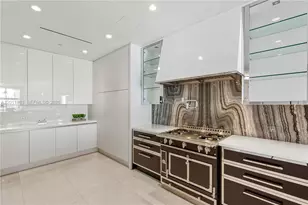 17901 Collins Ave, Sunny Isles Beach, FL 33160 - Photo 4