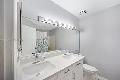 29 Simonton Cir #29, Weston, FL 33326 - Photo 18